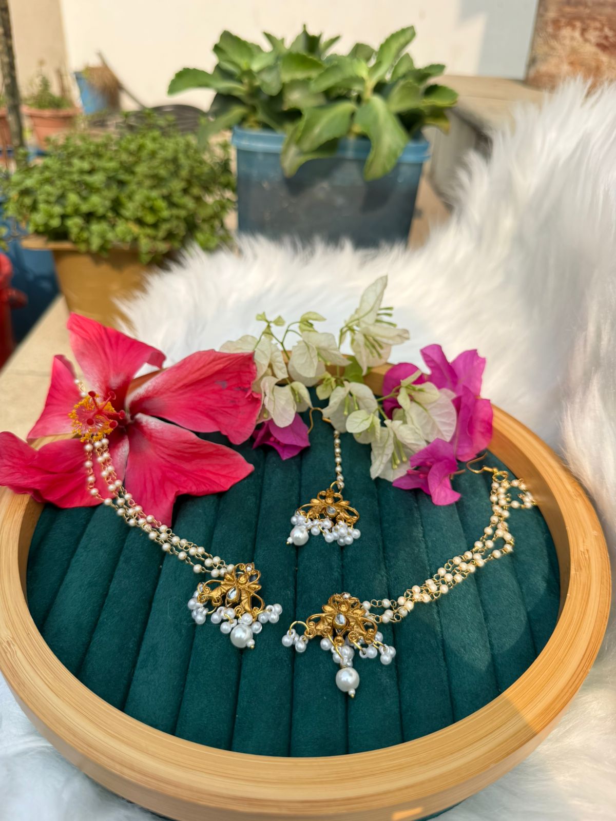 Delicate Freshwater Pearl Choker Set with Dual Maang Tikka | Classic Lightweight Bengali Bridal Matha Patti Necklace Set